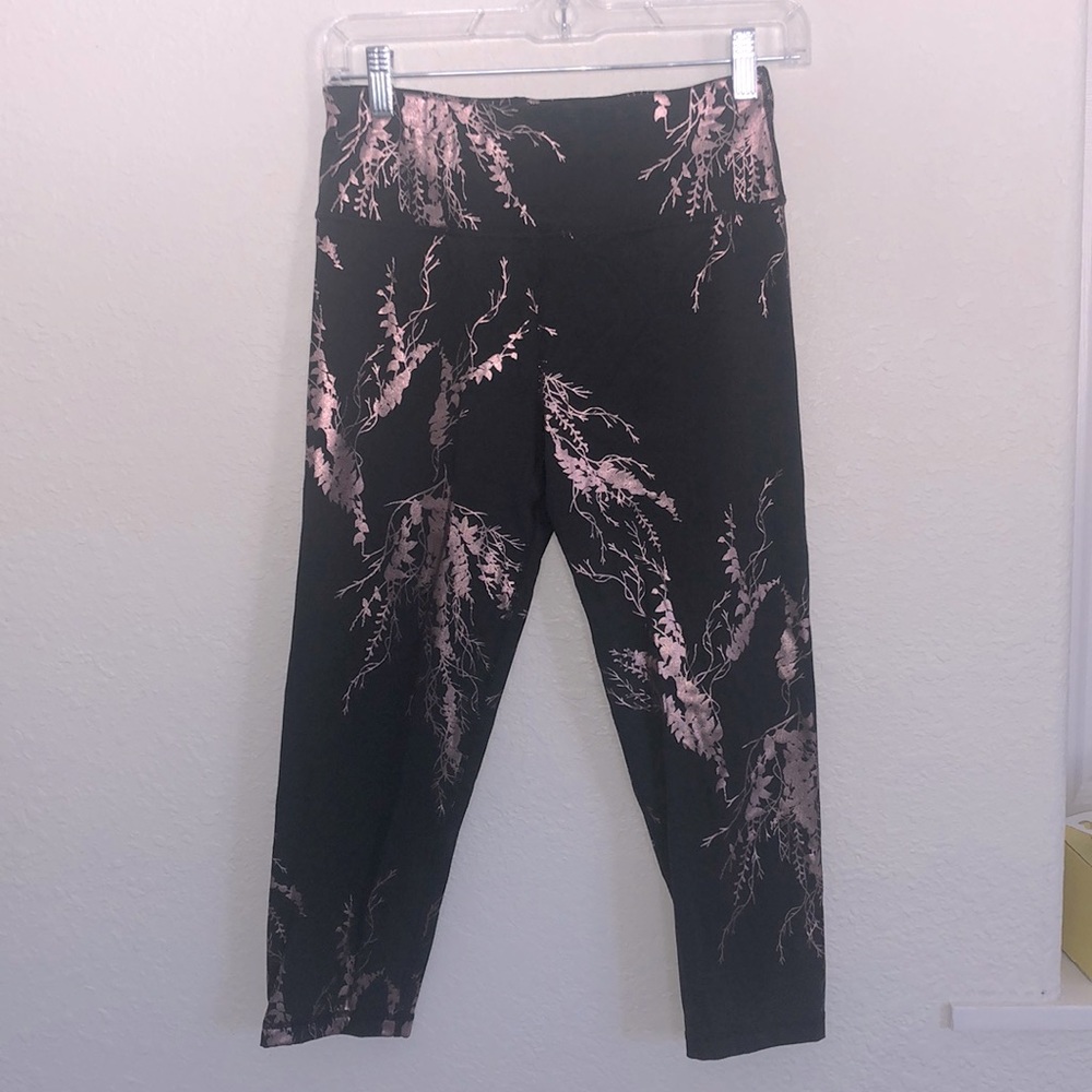 Sweaty Betty mid calf leggings